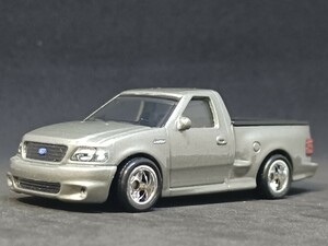 ◆ホットウィール/Hot Wheels(約1/64)◆フォード・F150・SVTライトニング(ガンメタ)◆ルース/ほぼ美品/リアルライダー★夢屋HW040★