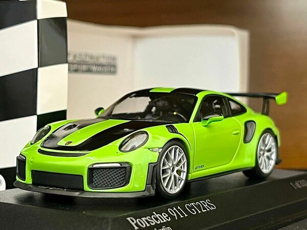 1/43 限定333 ミニチャンプス ポルシェ 911 991.2 GT2RS signal green / silver rim