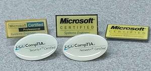 送料無料 Microsoft MCSE 認定資格 ピンバッジ CompTIA MCSA MCP マイクロソフト プログラミング PC OS レア 企業 ロゴ Windows 証明 検証
