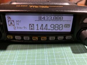 アマチュア無線モービル機　YAESU FTM-100DH 50W