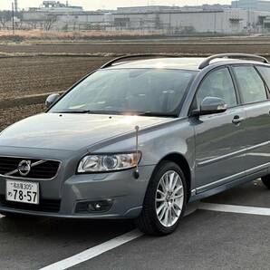 落札価格＝お渡し価格 ボルボ V50 2.0eアクティブプラス 車検6月まで 8.3万km ナビ シートヒーター スペアキー ルーフレールの画像3