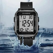 新品 SYNOKEスポーツデジタル 防水 デジタルストップウォッチ メンズ腕時計 スクエア ブラック 9836_画像2