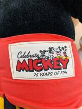 ★現状品★ディズニー ミッキーマウス　75周年記念 ぬいぐるみ　Celebrate MICKEY 75 YEARS OF FUN　全長：約60㎝★_画像6