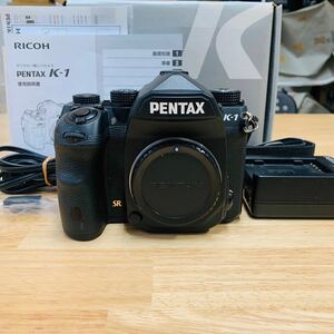 PENTAX K-1 ボディ ブラック 箱付属品付き 動作良好 NN9881 