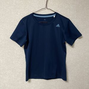 ☆美品！アディダス 半袖Tシャツ プラクティスシャツ スポーツウエア ワンポイントロゴ トップス adidas スポーツウェア ☆ネイビー