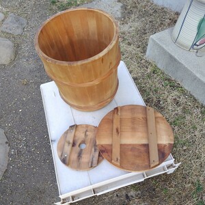  tsukemono pickles . wooden ( Japanese cedar ) kitchen supplies ( used ).