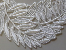 ○（J）繊細なレーヨンケミカルレースモチーフ　かわいい草花柄　白色　２枚_画像4