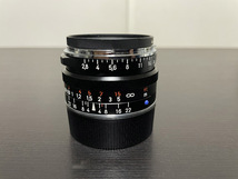 【超美品】Carl ZEISS C Biogon T＊35mm F2.8 ZM Mマウント カールツァイス ビオゴン フィルター付き　動作確認済み_画像4