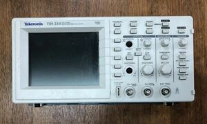 【ジャンク品】Tektronix TDS210 デジタルオシロスコープ 