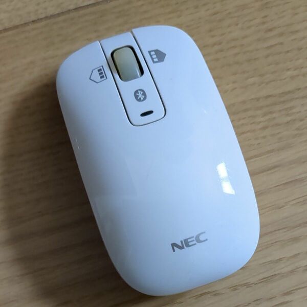 パソコン ワイヤレスマウス NEC ホワイト マウス Bluetooth　MT-1337