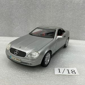 メルセデスベンツ SLK230 R170 ミニカー Maisto 1/18 モデルカー 箱無し