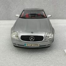 メルセデスベンツ SLK230 R170 ミニカー Maisto 1/18 モデルカー 箱無し_画像5