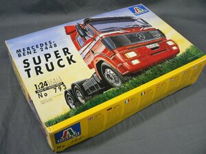 0A0B1-8　［未組立/プラモデル］　ITALERI/イタレリ　メルセデスベンツ 2448 SUPER TRUCK　トレーラーヘッド　1/24スケール　