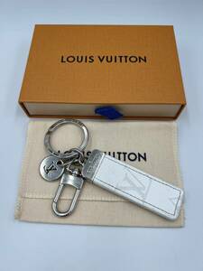 LOUIS VUITTON ルイヴィトン M01347 キーリング