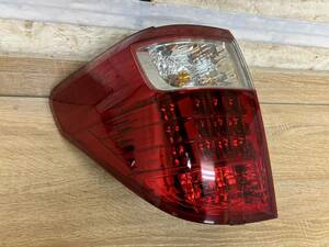 ** Alphard ANH20W ANH25W GGH20W GGH25W original left tail lamp KOITO 58-27**