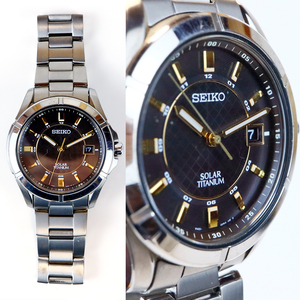 H31. 中古の品 稼働品 SEIKO/セイコー V145-OAXO 腕時計 ソーラー/チタニウム 