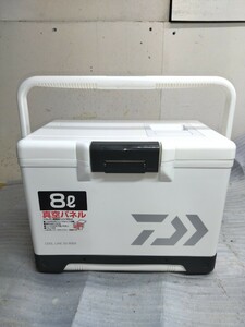 ダイワ COOL LINE クールライン SU 800X 8L クーラーボックス 2面真空パネル 