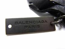 1円 ■美品■ BALENCIAGA バレンシアガ レザー キーホルダー バッグチャーム ブラック系 AV9369_画像3