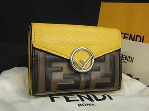 1円 ■美品■ FENDI フェンディ エフイズ ズッカ柄 レザー コンパクト 三つ折り 財布 ウォレット ブラウン系×イエロー系 AV8537