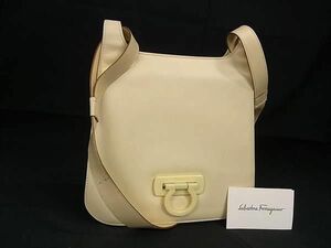 1円■美品■ Salvatore Ferragamo フェラガモ AK21 7250 ガンチーニ レザー ワンショルダーバッグ ハンドバッグ 肩掛け クリーム系 BJ1394