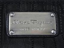 1円 ■美品■ Salvatore Ferragamo フェラガモ FZ-21 B494 ガンチーニ レザー ハンドバッグ ショルダー レディース ブラック系 FC1765_画像6