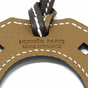 1円 ■新品同様■ HERMES エルメス パドック シュバル ホースシュー レザー キーホルダー チャーム メンズ レディース ブラウン系 AX4900の画像3