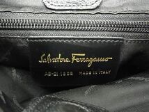 1円 ■美品■ Salvatore Ferragamo フェラガモ AB-211898 ナイロンキャンバス ショルダーバッグ 肩掛け レディース ブラック系 FC2383_画像6