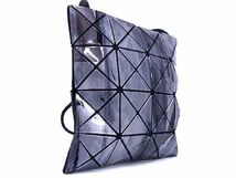 1円 ■新品■未使用■ BAOBAO ISSEY MIYAKE バオバオイッセイミヤケ PVC 総柄 ショルダーバッグ グレー系×ブラック系 AK7298_画像2