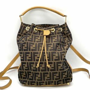 1円 極美品 FENDI フェンディ ズッカ柄 ズッカ 巾着バッグ リュック バックパック カーキ キャンバス レザー FFロゴ ゴールド金具の画像2