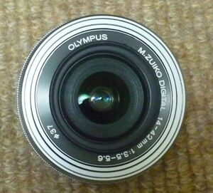 完動品 オリンパス　OLYMPUS　M.ZUIKO DIGITAL 14-42mm F3.5-5.6　 EZ ED　シルバー