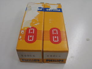 E90CC/Philips 元箱入りの2本セットその2