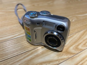 Nikon　ニコン　デジタルカメラ　デジカメ　COOLPIX3100