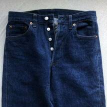 送料520円　Levi’s リーバイス 501 90s USA製 デニムパンツ レギュラーデニム　ビンテージ　毛羽立ち　w29_画像5