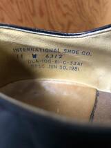 80s 米軍実物 US NAVY INTERNATIONAL SHOE CO ミリタリー サービスシューズ 5ホール 革靴　1981年　US11 29cm_画像3