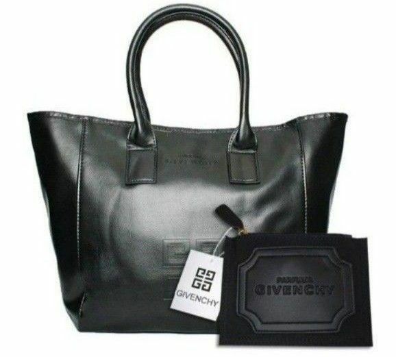 GIVENCHYトートバックノベルティポーチセット