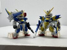 ガンダムコンバージ 117 V2バスターガンダム 110 V2アサルトガンダム 食玩 フィギュア　バンダイ　FW GUNDAM CONVERGE V2アサルトバスター_画像1