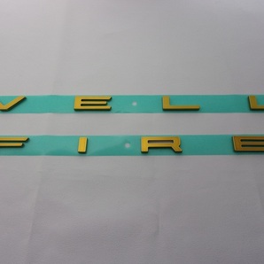 7トレジャー 【 TOYOTA 40系 VELLFIRE 】 トヨタ 40系 ヴェルファイア プレミアム ゴールド VELLFIRE 文字 エンブレム(リア用)