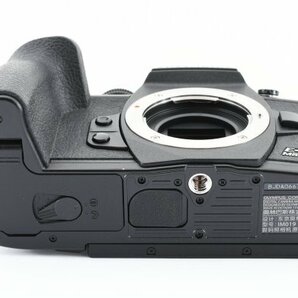 ●極上品●オリンパス OLYMPUSミラーレス一眼カメラ OM-D E-M1 MarkIII ボディ ブラック / 元箱・付属品付【0302B】の画像9