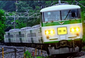 185系引退記念関連商品【185系0番台・200番台「普通車の座席テーブル」】A・Ｂ・C編成・B6編成・C1編成使用　縦23×横34×高さ3.5　