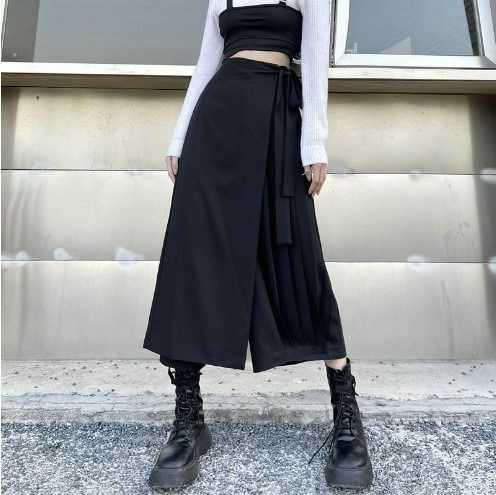 【爆売中♪】XLサイズ　スカート　パンツ　スカンツ　黒　ユニセックス　レディース