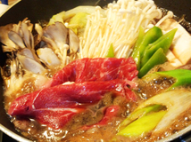 B◆赤身肉の旨さ満載！北海道産牛肩ロース500g/すき焼き・牛丼にも♪_画像3