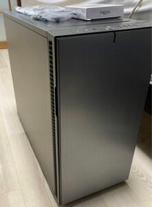 Fractal Design Define R6ガンメタル(即購入、値段交渉可)