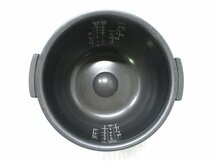 ◎TIGER タイガー IHジャー炊飯器 炊きたて 5.5合炊き JPW-BK10 2022年製 ブラック ｗ3266_画像2