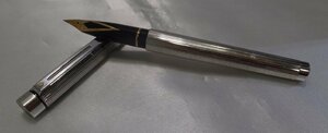 キングラム[25] 【送料無料】SHEAFFER シェーファー 万年筆 TARGA 1004 シルバー ペン先14K 585 筆記未確認★018＠K933