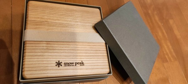 新品 未使用 送料無料 非売品 保冷 ランチボックス　スノーピーク 2017 春の野遊びキャンペーン snow peak 弁当箱 