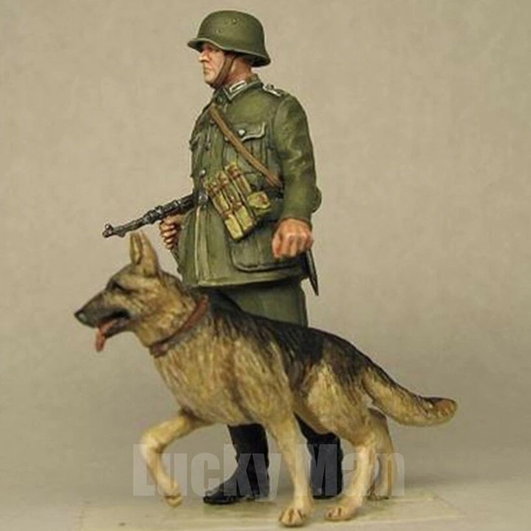 ミリタリー 兵士 軍用犬 1/35スケール ジオラマ 樹脂模型 外国兵 フィギュア 大戦 イヌ レジン 未塗装 未組み立て キット ミニチュア 795