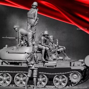 ミニチュア 女性兵士 5体 1/35スケール ジオラマ 兵隊 軍人 戦車用 女性兵 レジン 樹脂 未塗装 未組立 キット フィギュア ミリタリー 754