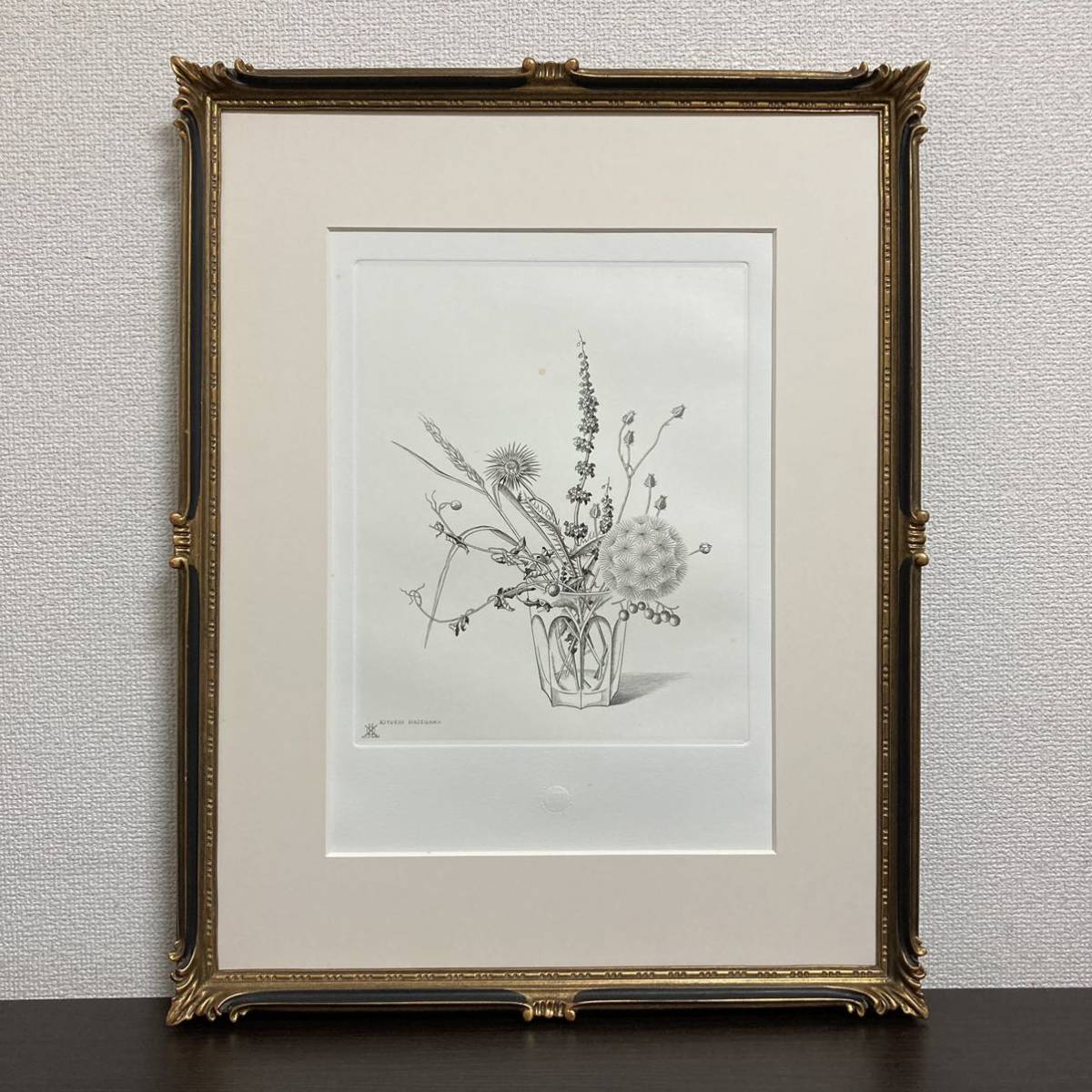 [الأصالة مضمونة] زهور برية كيوشي هاسيغاوا في كوب محفورة بإطار مطبوع على شكل لوحة نحاسية, عمل فني, مطبعة, طباعة لوحة نحاسية, النقش