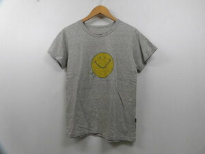 AS KNOW AS アズノゥアズ SMILEY スマイリー 半袖 Tシャツ ニコちゃん プリント 丸首 トップス スマイルマーク グレー レディース サイズ＊