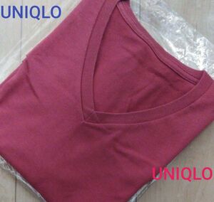 ユニクロ　ドライカラーシャツ　半袖シャツ　Vネック　メンズＳ　アウターシャツ　インナーシャツとしても　落ち着きピンク系 カットソー